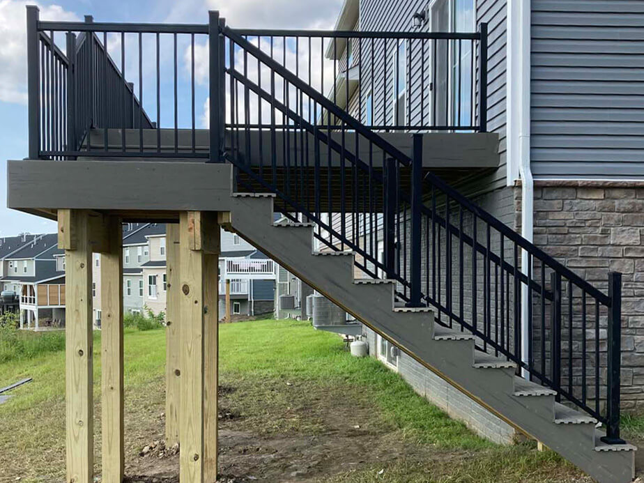 Farm Fence Contractor - Akron